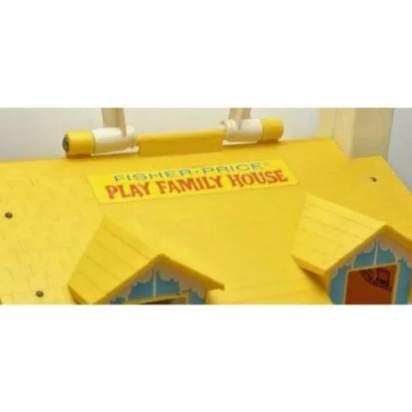 Vintage Fisher-Price Play Family House With Figures & Accessories - Picture 5 of 7